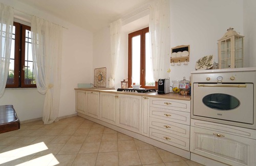 Tresana Villa | Villa Matilde 12 Pax with private pool, free Wi Fi, BBQ near to Cinque Terre