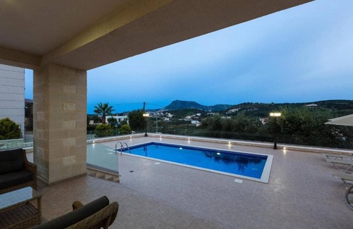 Kalyves Villa | Villa Medina - Modern Stone Villa - groups/family