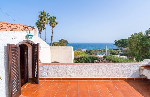 Fontane Bianche Villa | Villa 'Melisa Fontane Bianche' with Sea View, Private Terrace and Wi-Fi
