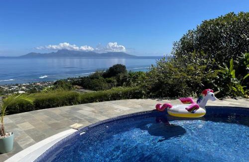 Punaauia Villa | Villa Menemene one of a kind place in Tahiti