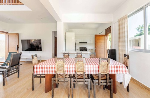 Las Charcas Villa | Villa Mercedes · Pool + Mountain Views | Ocoa Bay