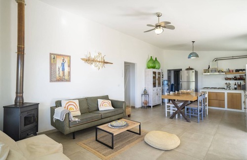 Ricadi Villa | Villa Michaela, for 8 people with infinity heated swimming pool and sea view