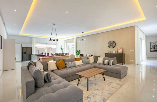 El Aggada Villa | Villa Mima: Contemporary Luxury with Heated Pool in Marrakech