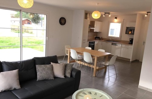 Mimizan-Plage House | Villa Mimizan Plage 3* rare and privileged location 10 mins walk from the ocean