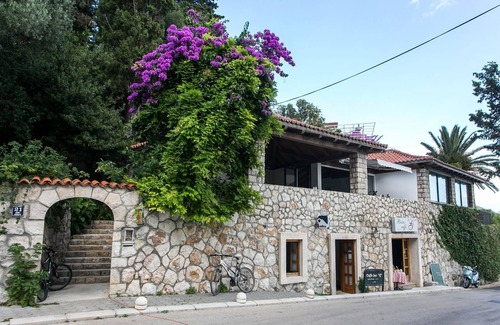 Mlini Apartment | Villa Mirjana - Studio Apartment with Terrace and Sea View (Bogumila)