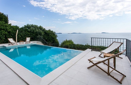 Mlini Apartment | Villa Mirjana - Studio Apartment with Terrace and Sea View (Bogumila)