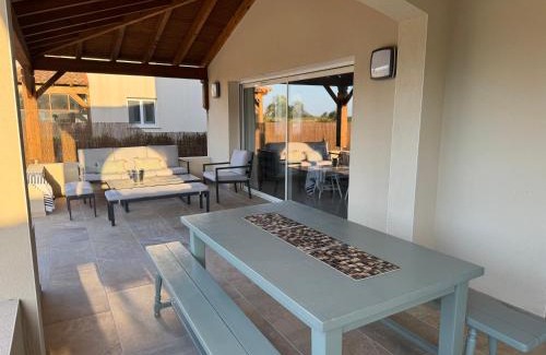 Saint-Cyprien Plage Villa | Villa Moana Lagune