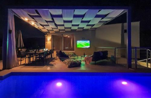 Brkac Villa | Villa Monvue Motovun with pool and stunning view