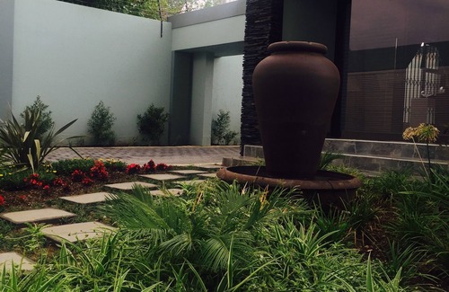 Robertsham House | Villa Moshay- luxurious, 5 star self catering home