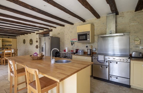 La Sauvetat-sur-Lede Villa | Villa Moundo - Charming private holiday home with pool