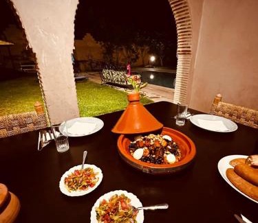 Sidi Abdallah Ghiat Villa | Villa MsHolidays Victoria privatisée Marrakech