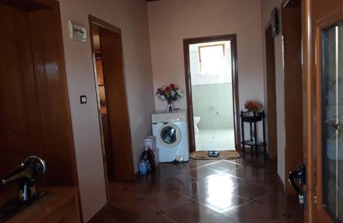 Mbrostar-Urë House | Villa Mukaj