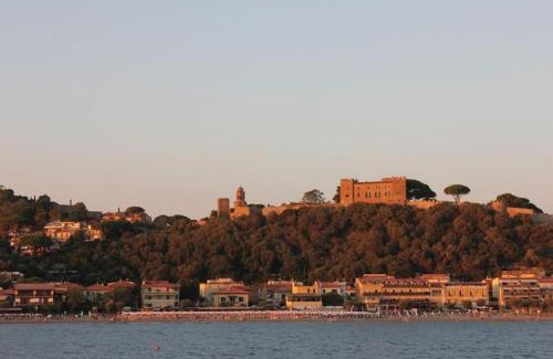 Roccamare Villa | Villa Nannia Beautiful Roccamare Private Beach