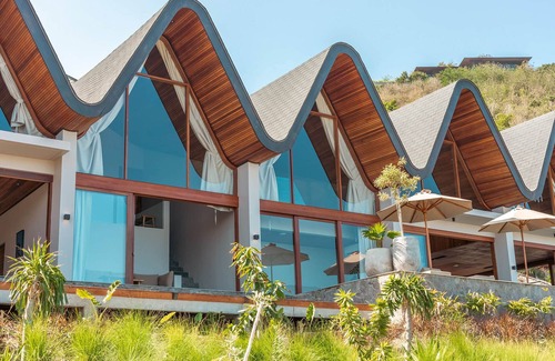 Praya Barat Villa | Villa Nabu - 5 Bedroom at Tampah Hills