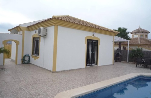 Mazarron Villa | Villa 'Nala' with Pool and Wi-Fi