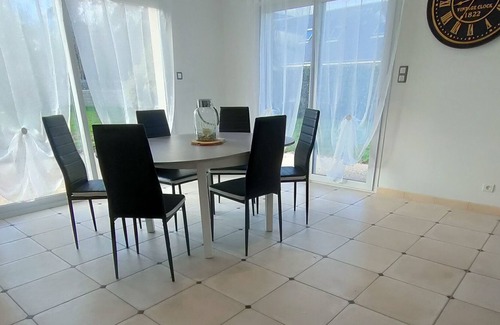 Saint-Vaast-la-Hougue Villa | Villa Natloti 5min from the port of St-Vaast La Hougue