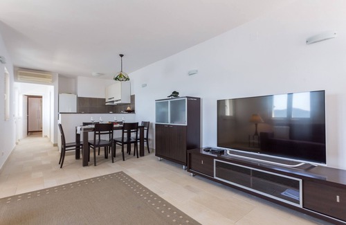 Dubrovacko Primorje Villa | Villa Natasha is on seafront with private beach, 25 km away from Dubrovnik