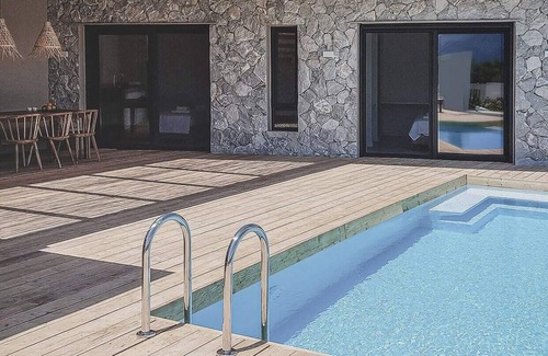 Aktio-Vonitsa Villa | Villa Nea Gi Summary: