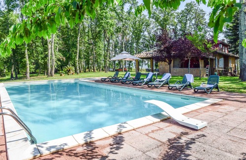 Orvieto Villa | Villa near Orvieto with private garden, pool and AC