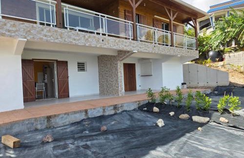 Pointe-Noire Villa | Villa Nia - PointeNoire - Vue mer & montage