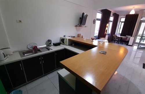 Piqeras House | Villa NIKA