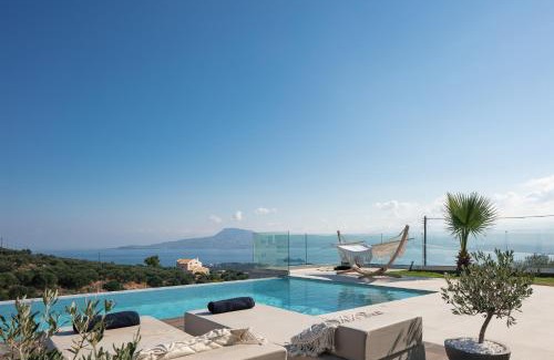 Sternes Villa | Villa Niolos II