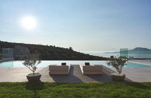 Sternes Villa | Villa Niolos II