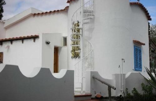 Vulcanello House | Villa Noir In Vulcanello