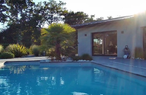 Janville Villa | Villa Normandie Avec Piscine 14 Couchages