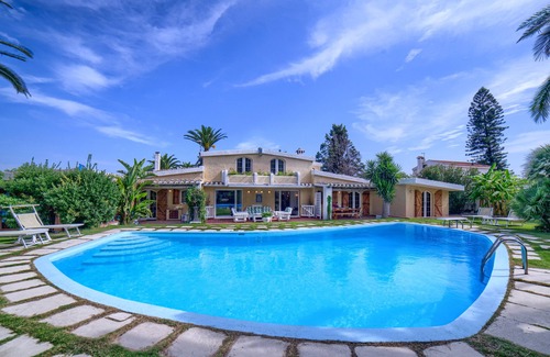 Quartu Sant'Elena Villa | Villa Oleandra Quartu Sant'Elena, private pool and tennis court, 4,000m garden