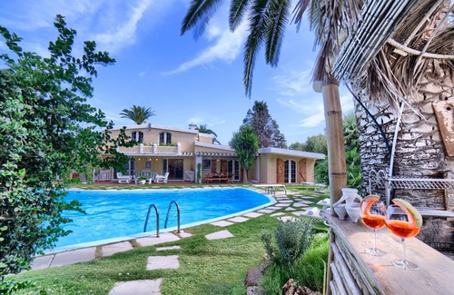 Quartu Sant'Elena Villa | Villa Oleandra Quartu Sant'Elena, private pool and tennis court, 4,000m garden