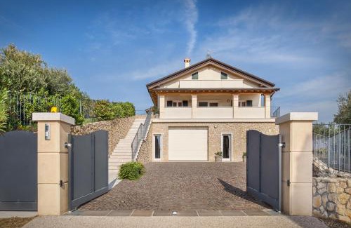 San Pietro in Cariano House | Villa Oleandri