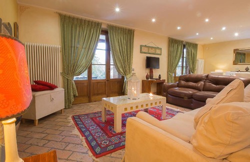 San Feliciano Villa | Villa Oleandra sul Lago by Interhome