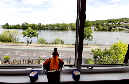 Guels Apartment | Villa on the banks of the Moselle Romantica in the spa town of Koblenz-Güls