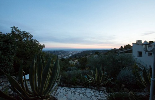 Gattieres Apartment | Villa on the ground level with a pool. 15 min away from Nice, 2-4 people