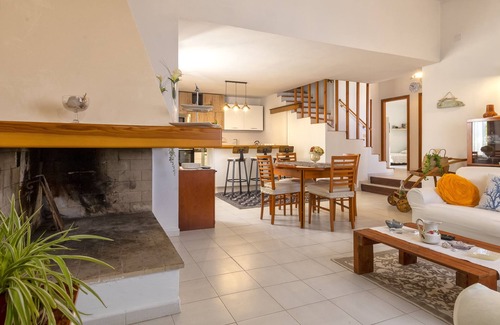 Tonnara Villa | Villa on the shore of the Sorso marina, 3 bedrooms, veranda overlooking the sea, garden