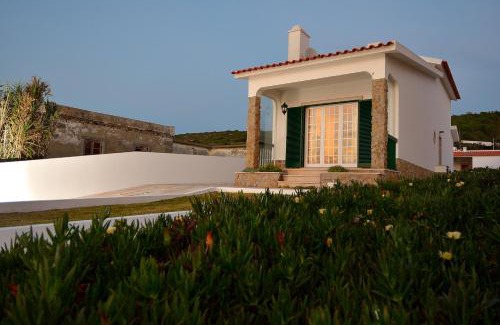 Magoito House | Villa over the Ocean in Magoito-Sintra