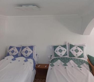 Dkhissa House | Villa Palmengarten Meknès bei Fes