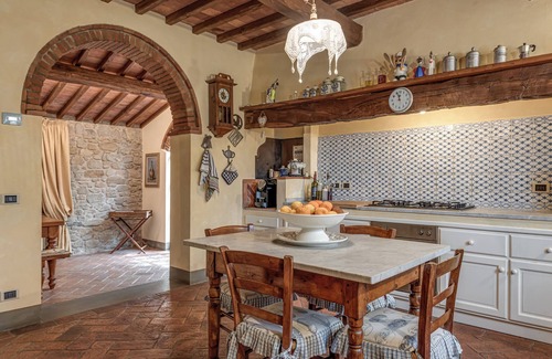 Capraia e Limite Villa | Villa 'Panicale- Toscana' with Private Pool, Private Terrace and Wi-Fi