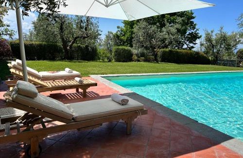 Capraia e Limite Villa | VILLA PANICALE -Toscana
