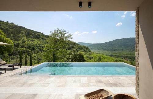 Sveti Bartol Villa | Villa Panorama del Tartufo for 6 people in Central Istria with spa & truffle hunting experience