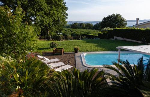 Trevignano Romano Villa | Villa Panorama Pool & Garden