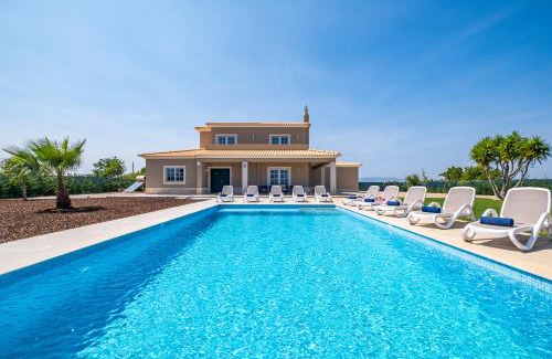 Carvoeiro Villa | Villa Paradise by Algarve Vacation