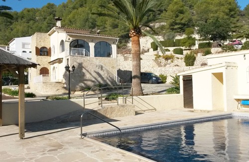 Benissa Coast Villa | Villa Pendulo, Characteristic villa on 2000 m2 with great garden and pool.