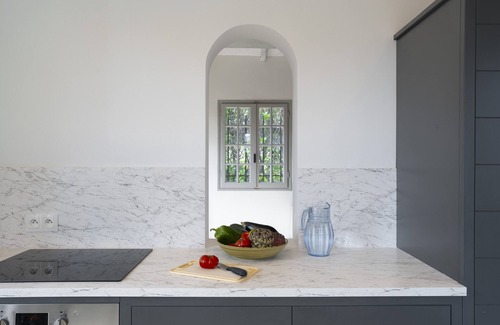 La Colle-sur-Loup Villa | Villa Peony - walk to village