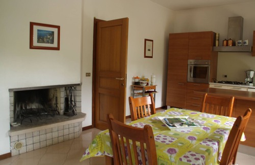 Francavilla al Mare Villa | Villa Peppe villa with garden near the beach pescara