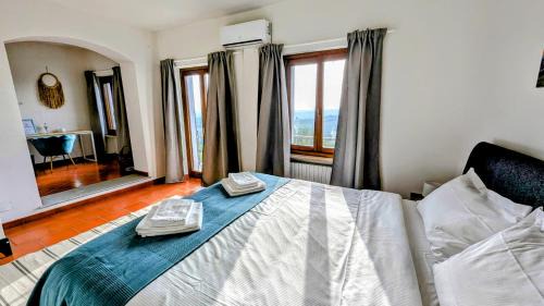 Costigliole d'Asti House | Villa Perla, hilltop location with pool