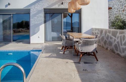 Aktio-Vonitsa Villa | Villa Petalouda with Sea Views