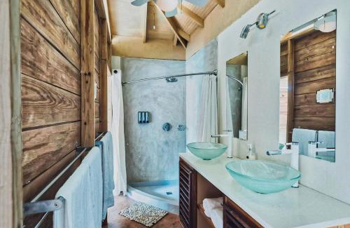Vieux Fort Villa | Villa Pierre: Creating Lifetime Memories