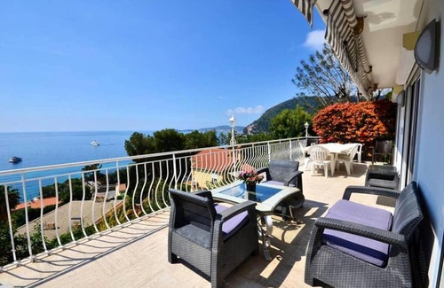 Eze Villa | Villa piscine Eze bord de mer à 500m de la plage